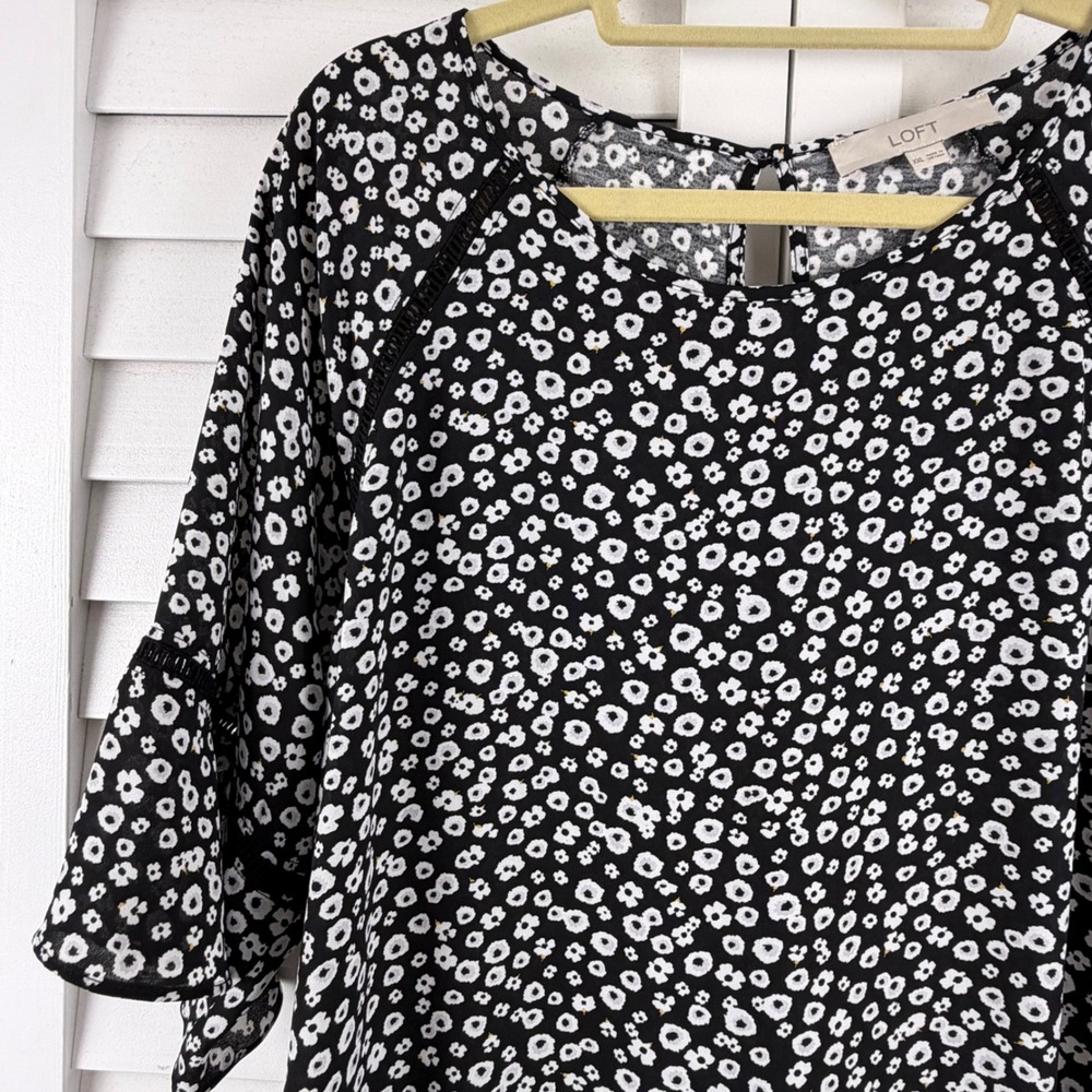 Loft Blouse Women XXL Black Floral Bell Sleeve Crochet Trim - Picture 2 of 15